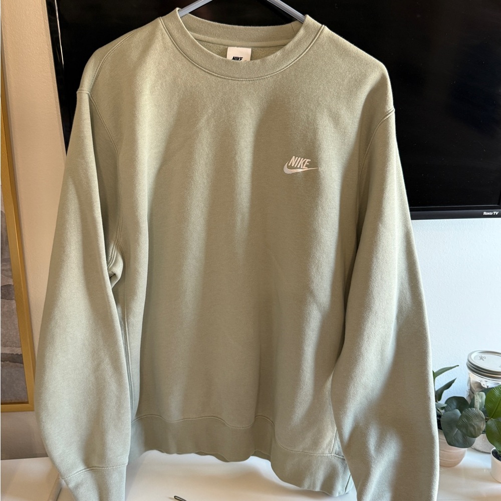 New Nike Crewneck - Jade Horizon
